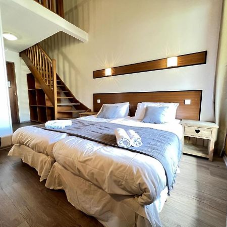 Hotel Le Piolet แซ็ง-มาร์แต็ง-เดอ-แบลวีย์ ภายนอก รูปภาพ