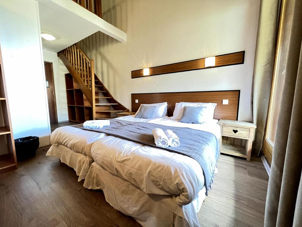 Hotel Le Piolet แซ็ง-มาร์แต็ง-เดอ-แบลวีย์ ภายนอก รูปภาพ